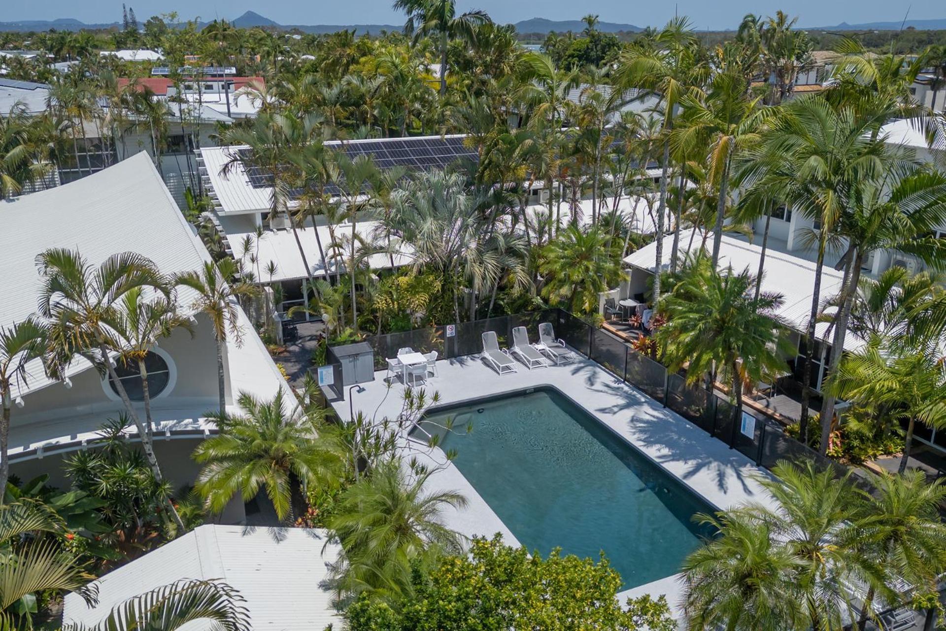 Caribbean Noosa Aparthotel Bagian luar foto