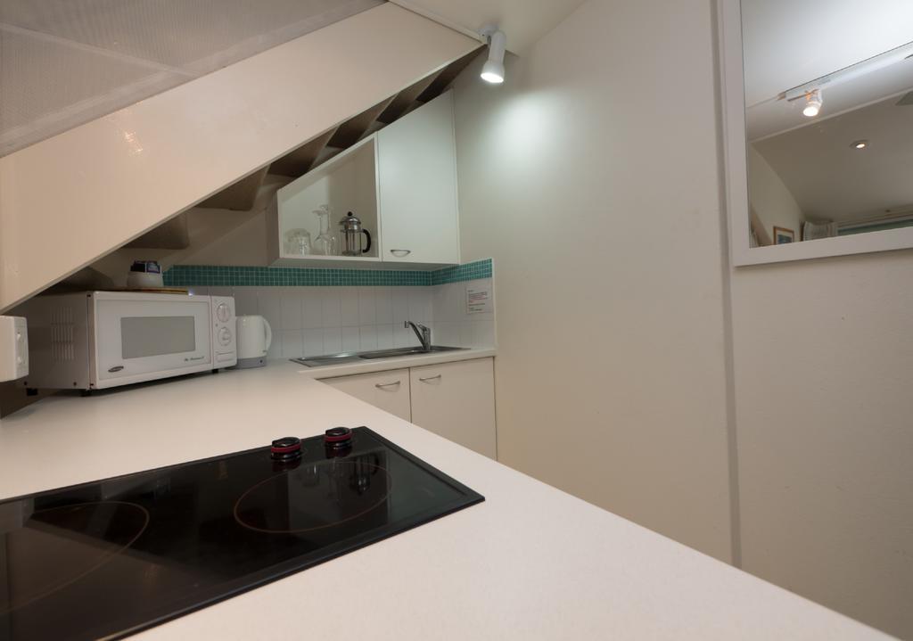 Caribbean Noosa Aparthotel Bagian luar foto