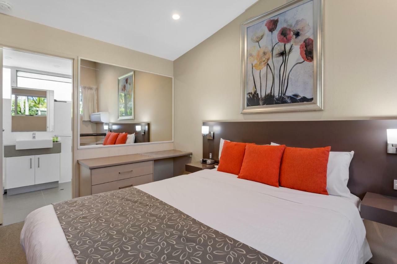 Caribbean Noosa Aparthotel Bagian luar foto